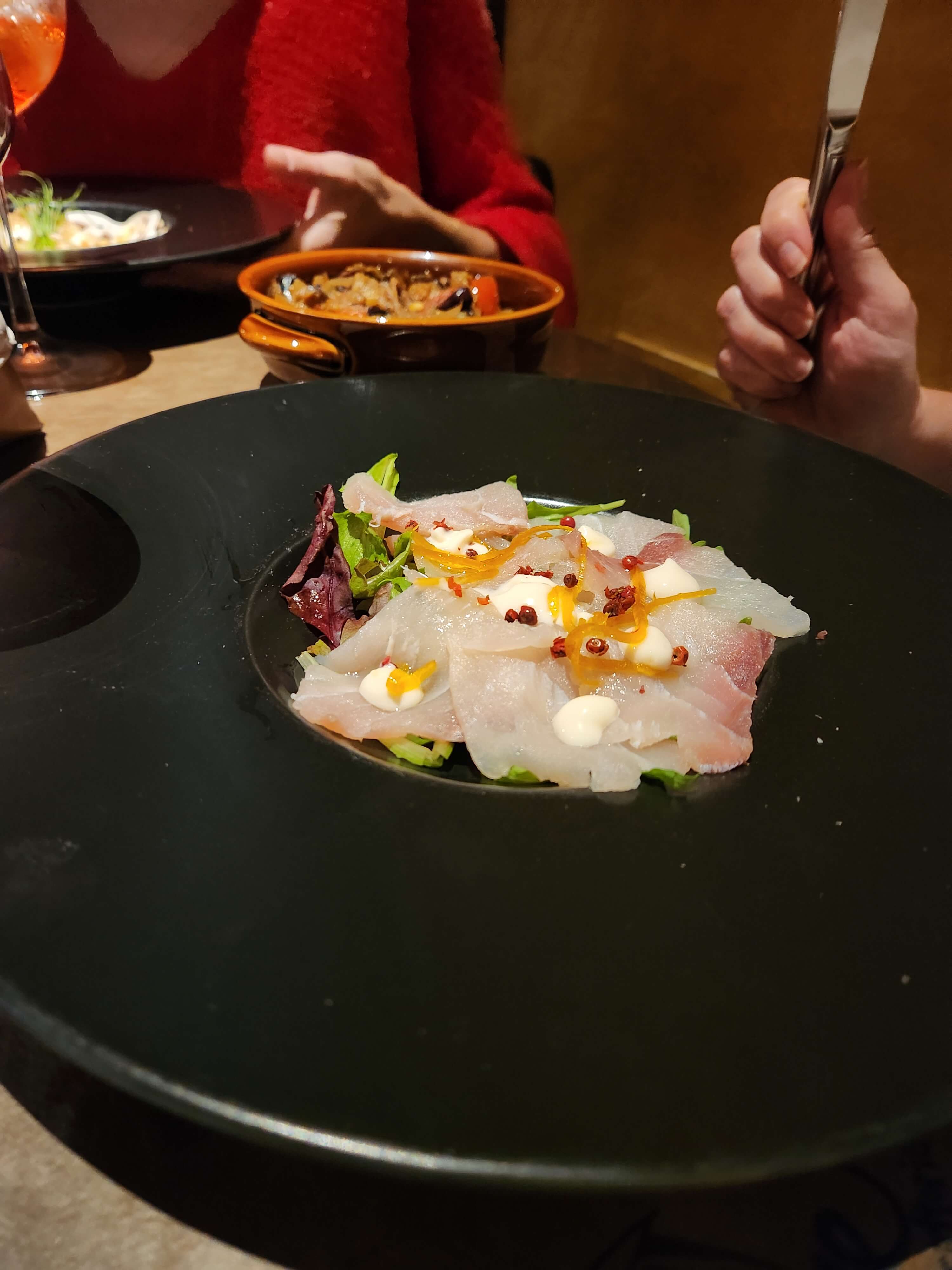 Carpaccio de poisson au dîner à Florence